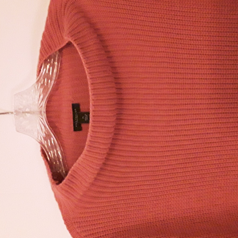 Sweater - Picture 2 of 7